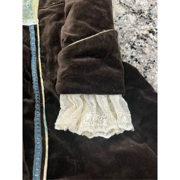 Jottum Brown Velvet Rembrandt Little Girls Jacket - Picture 8 of 12